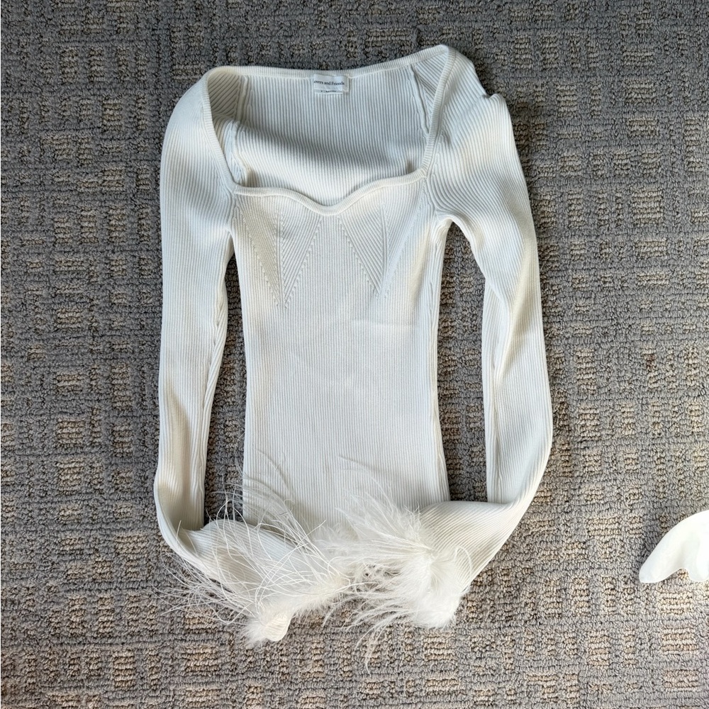 Chic White Feather-Trimmed Women's Blouse